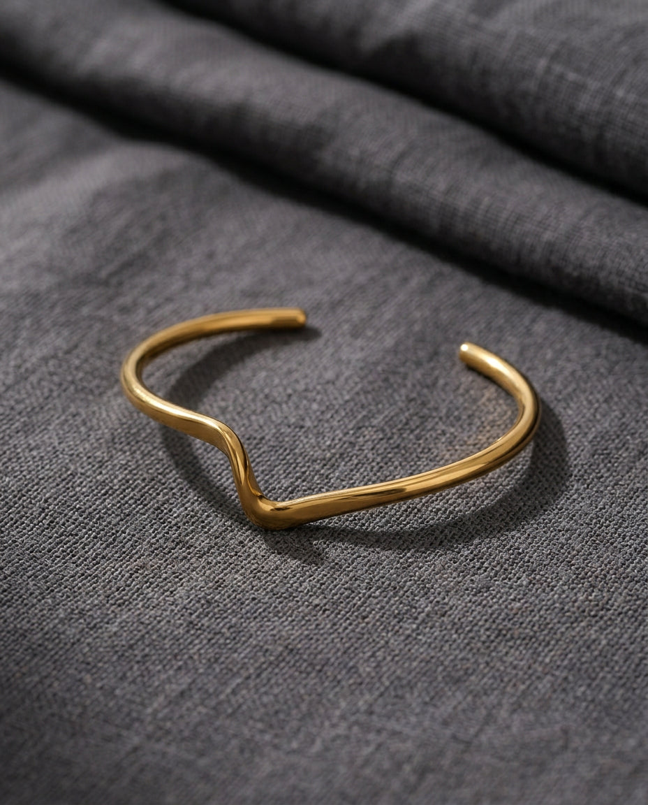 Fluid Bracelet