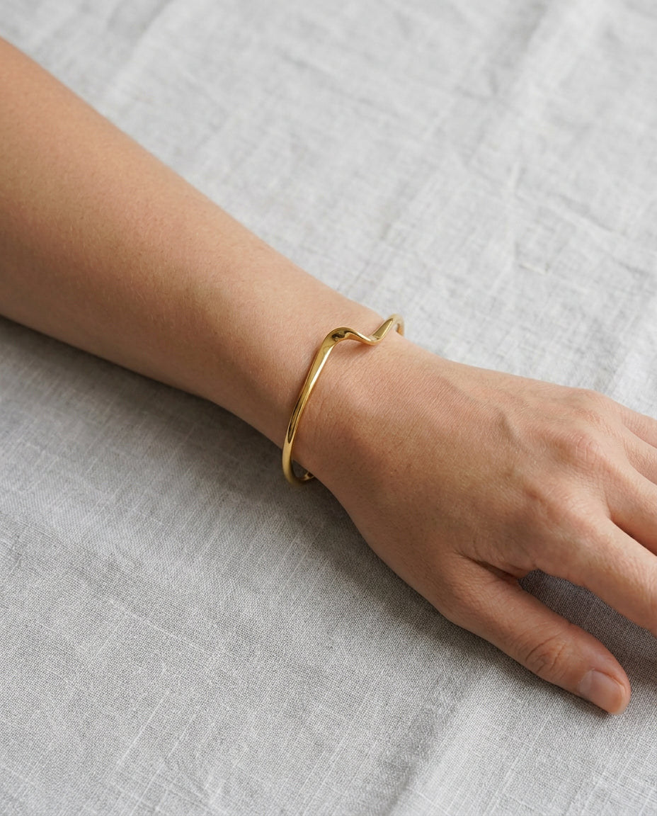 Fluid Bracelet